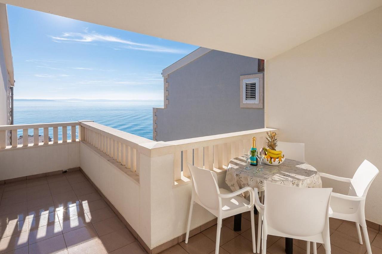 Apartmani Kastelancic Podstrana Exterior foto