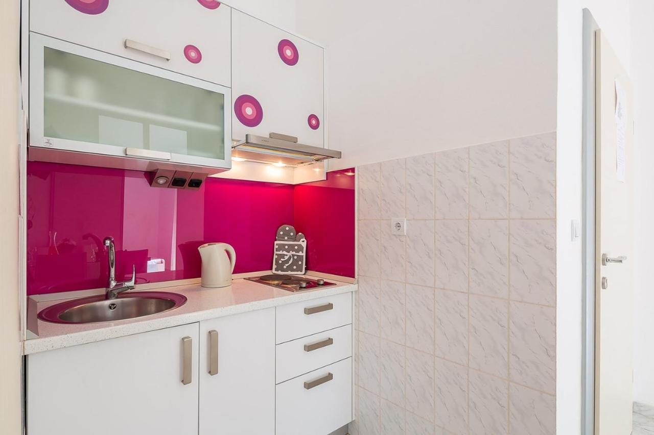Apartmani Kastelancic Podstrana Exterior foto