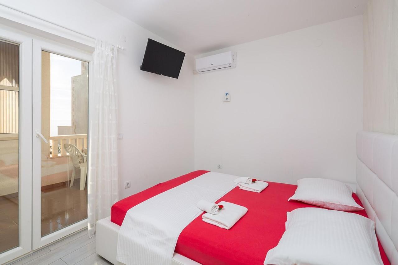 Apartmani Kastelancic Podstrana Exterior foto