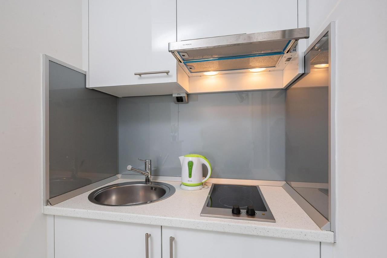 Apartmani Kastelancic Podstrana Exterior foto