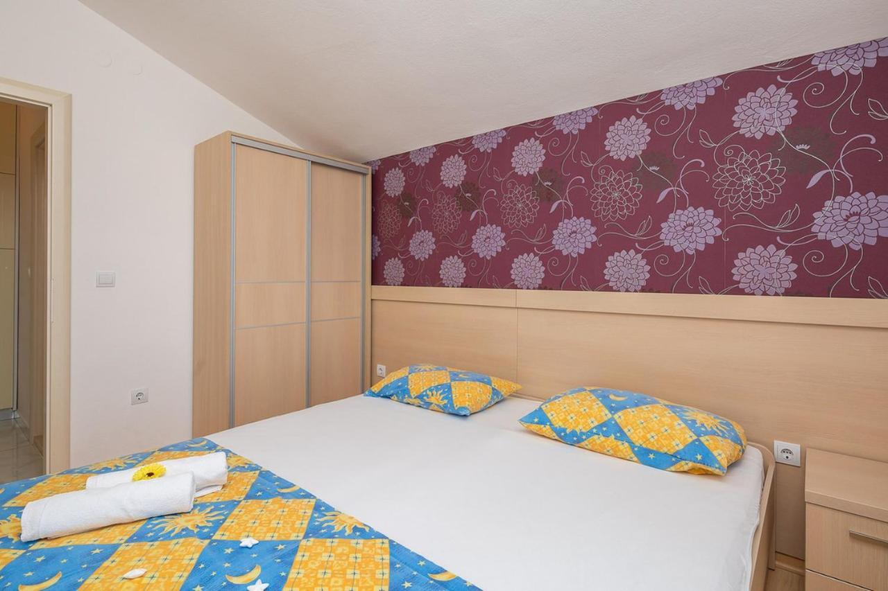 Apartmani Kastelancic Podstrana Exterior foto