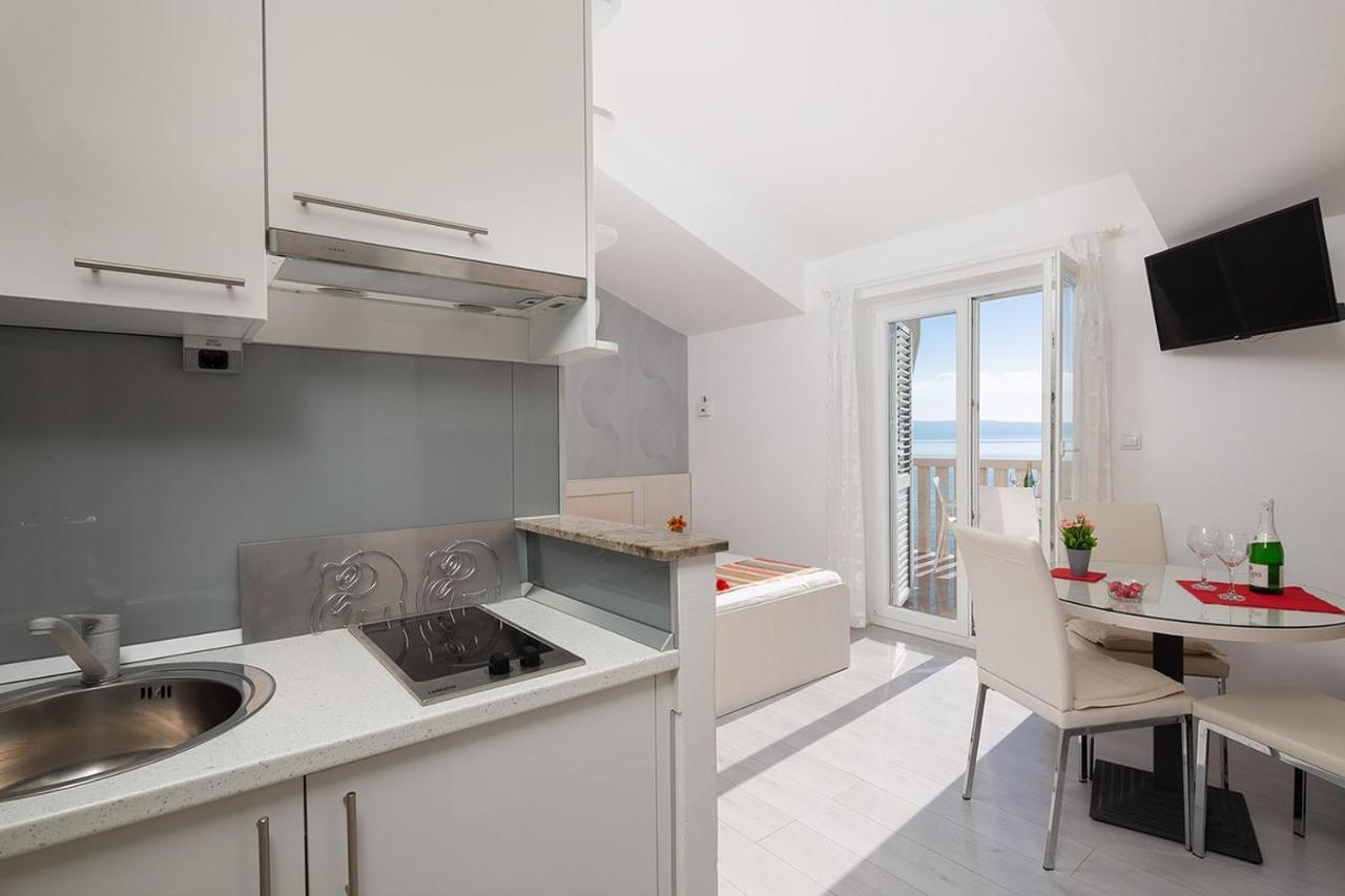 Apartmani Kastelancic Podstrana Exterior foto