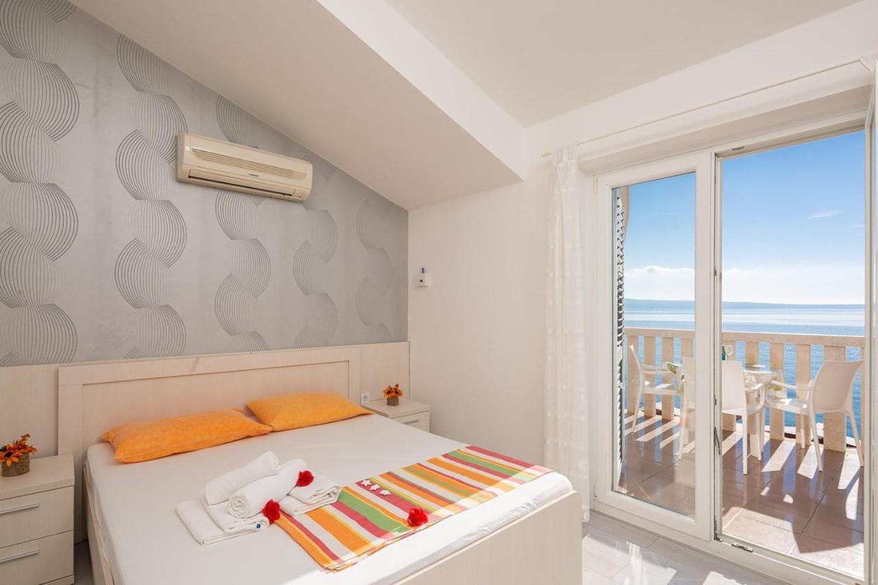 Apartmani Kastelancic Podstrana Exterior foto