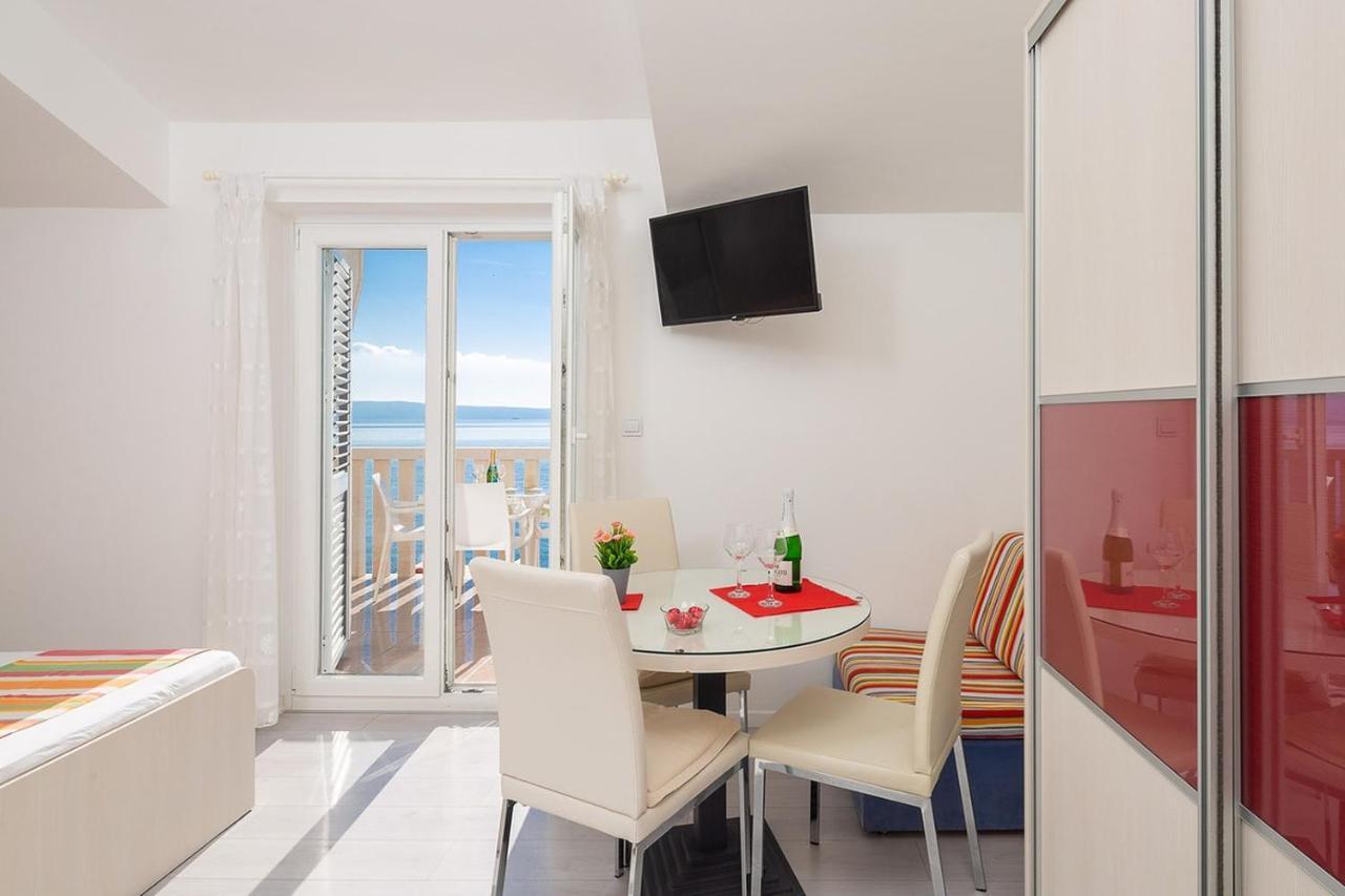 Apartmani Kastelancic Podstrana Exterior foto