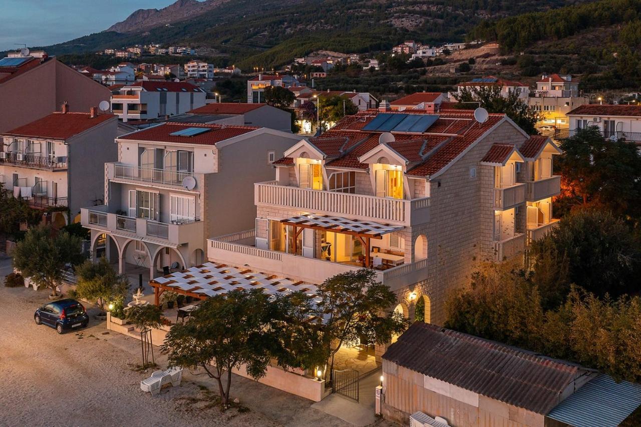 Apartmani Kastelancic Podstrana Exterior foto