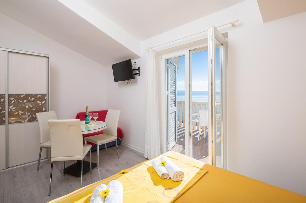 Apartmani Kastelancic Podstrana Exterior foto