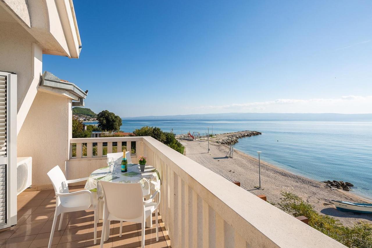 Apartmani Kastelancic Podstrana Exterior foto